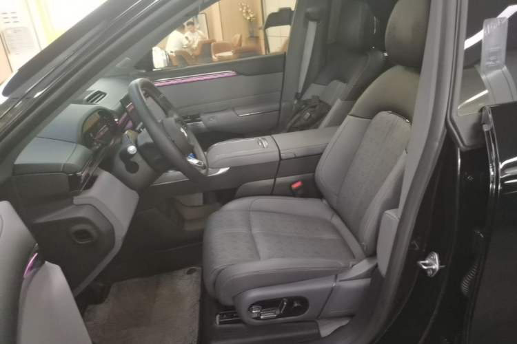 Used Zeekr 7X 2025 100kWh Long-Range All-Wheel Drive Intelligent Driving Version Left Front Seat