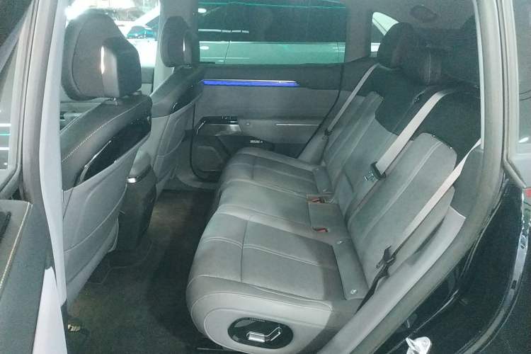 Used Zeekr 7X 2025 75 kWh Rear-Wheel Drive Intelligent Driving Version Left Rear Seat