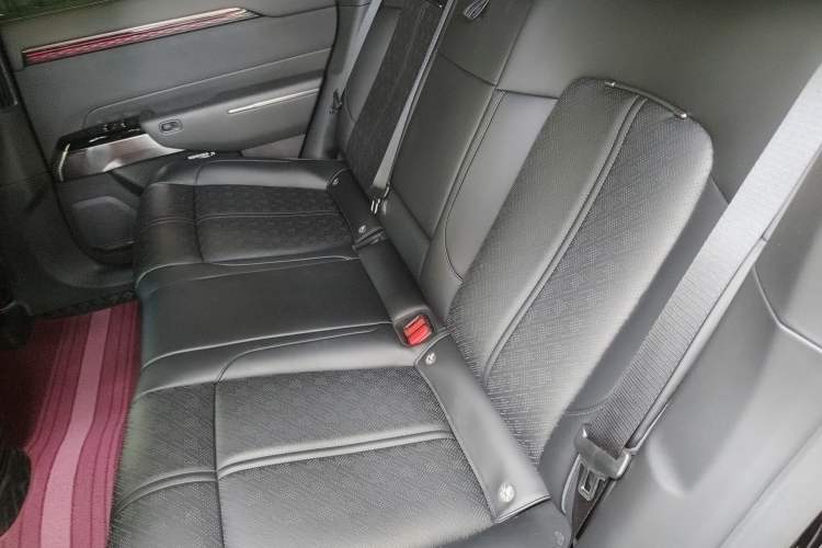 Used Zeekr 7X 2025 75 kWh Rear-Wheel Drive Intelligent Driving Version Left Rear Seat