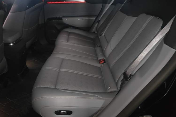 Used Zeekr 7X 2025 75 kWh Rear-Wheel Drive Intelligent Driving Version Left Rear Seat