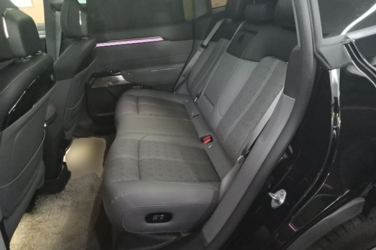 Used Zeekr 7X 2025 100kWh Long-Range All-Wheel Drive Intelligent Driving Version Left Rear Seat