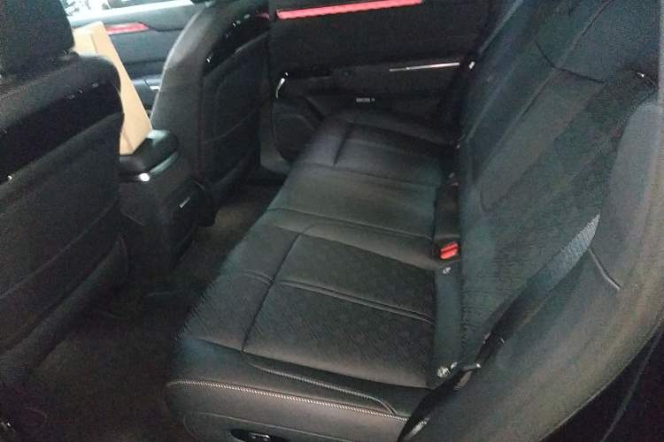 Used Zeekr 7X 2025 100kWh Long-Range All-Wheel Drive Intelligent Driving Version Left Rear Seat