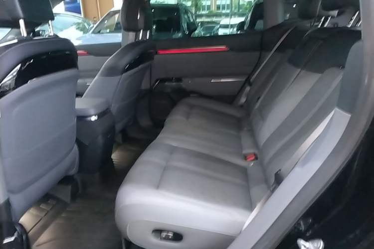 Used Zeekr 7X 2025 75 kWh Rear-Wheel Drive Intelligent Driving Version Left Rear Seat
