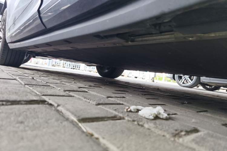 Used Zeekr 7X 2025 100kWh Long-Range All-Wheel Drive Intelligent Driving Version Left Side Sill