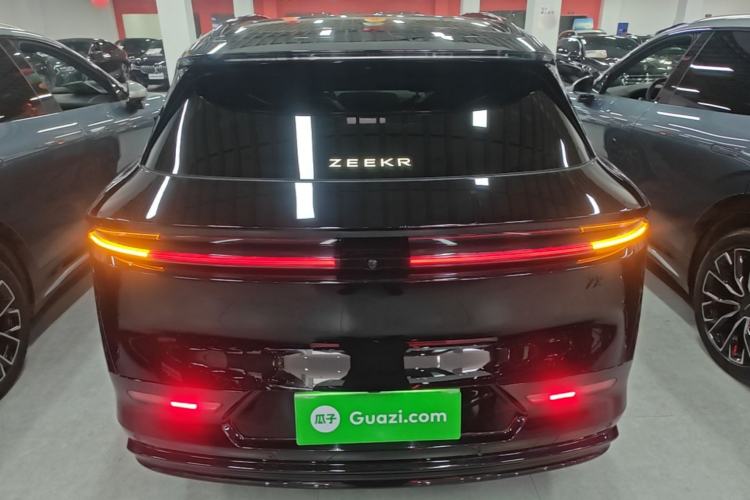 Used Zeekr 7X 2025 100 kWh Long-Range Rear-Wheel Drive with Intelligent Driving Features Rear