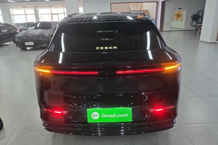 Used Zeekr 7X 2025 100 kWh Long-Range Rear-Wheel Drive with Intelligent Driving Features Rear