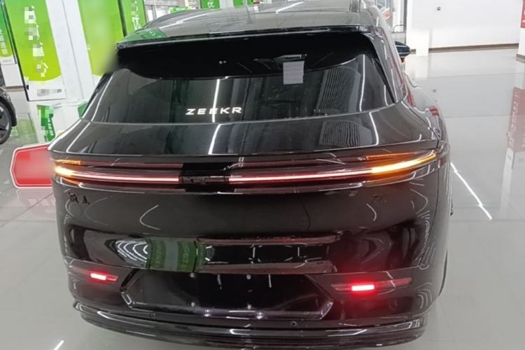 Used Zeekr 7X 2025 100 kWh Long-Range Rear-Wheel Drive with Intelligent Driving Features Rear