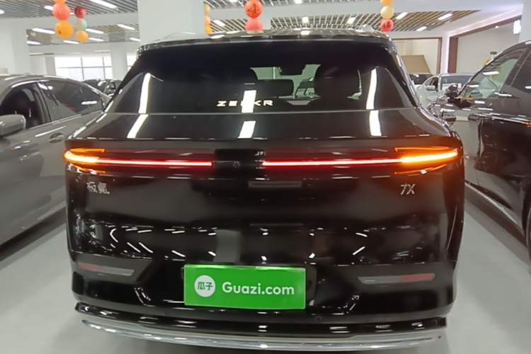 Used Zeekr 7X 2025 75 kWh Rear-Wheel Drive Intelligent Driving Version Rear