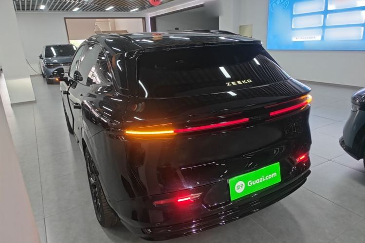 Used Zeekr 7X 2025 100 kWh Long-Range Rear-Wheel Drive with Intelligent Driving Features Rear Left 45 Deg