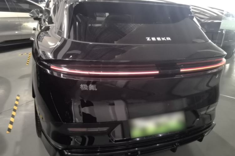 Used Zeekr 7X 2025 100 kWh Long-Range Rear-Wheel Drive with Intelligent Driving Features Rear
