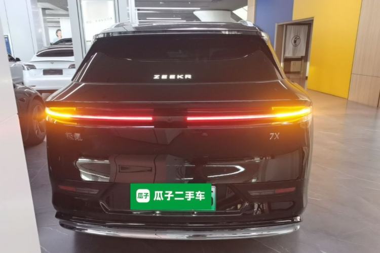 Used Zeekr 7X 2025 100kWh Long-Range All-Wheel Drive Intelligent Driving Version Rear