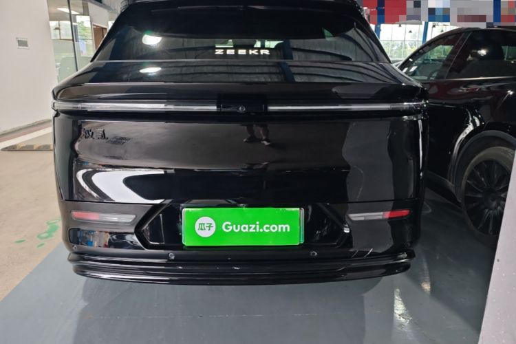 Used Zeekr 7X 2025 100 kWh Long-Range Rear-Wheel Drive with Intelligent Driving Features Rear