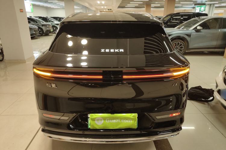 Used Zeekr 7X 2025 100kWh Long-Range All-Wheel Drive Intelligent Driving Version Rear