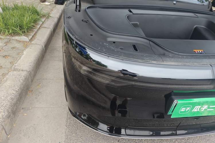 Used Zeekr 7X 2025 100 kWh Long-Range Rear-Wheel Drive with Intelligent Driving Features Right Front Headlight