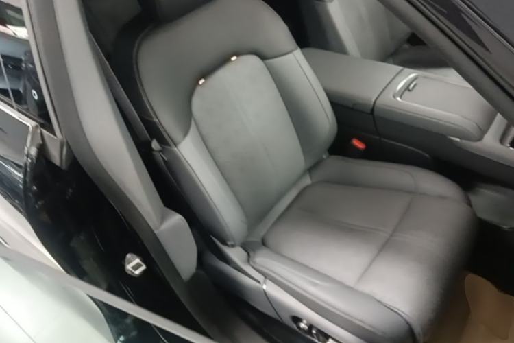 Used Zeekr 7X 2025 75 kWh Rear-Wheel Drive Intelligent Driving Version Right Front Seat