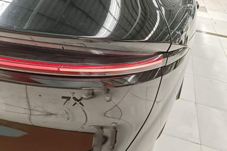 Used Zeekr 7X 2025 75 kWh Rear-Wheel Drive Intelligent Driving Version Right Rear Taillight
