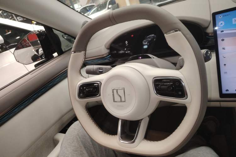 Used Zeekr 7X 2025 75 kWh Rear-Wheel Drive Intelligent Driving Version Steering Wheel