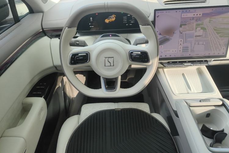 Used Zeekr 7X 2025 100 kWh Long-Range Rear-Wheel Drive with Intelligent Driving Features Steering Wheel