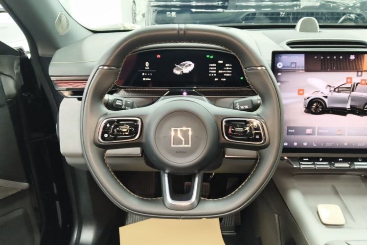 Used Zeekr 7X 2025 75 kWh Rear-Wheel Drive Intelligent Driving Version Steering Wheel