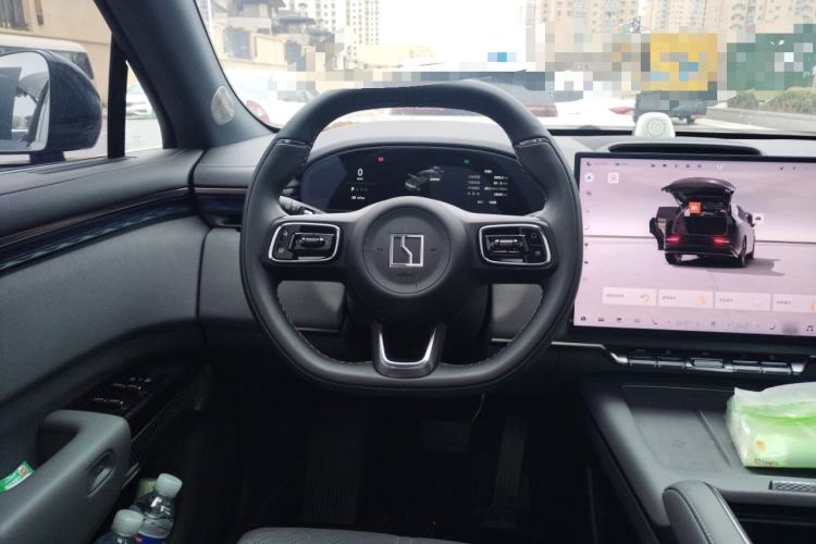 Used Zeekr 7X 2025 75 kWh Rear-Wheel Drive Intelligent Driving Version Steering Wheel