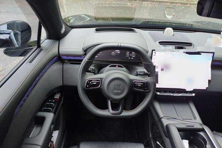Used Zeekr 7X 2025 75 kWh Rear-Wheel Drive Intelligent Driving Version Steering Wheel