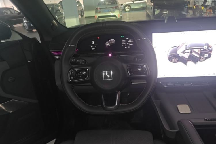 Used Zeekr 7X 2025 75 kWh Rear-Wheel Drive Intelligent Driving Version Steering Wheel