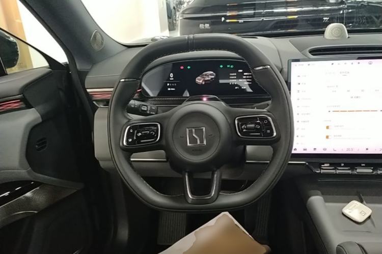 Used Zeekr 7X 2025 75 kWh Rear-Wheel Drive Intelligent Driving Version Steering Wheel