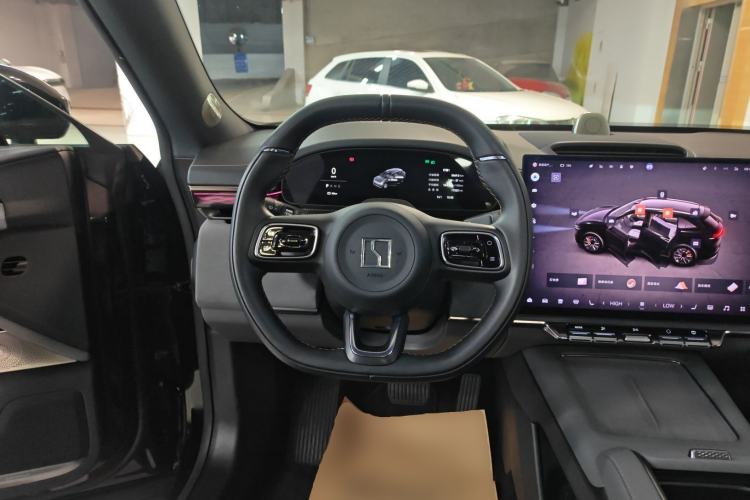 Used Zeekr 7X 2025 75 kWh Rear-Wheel Drive Intelligent Driving Version Steering Wheel
