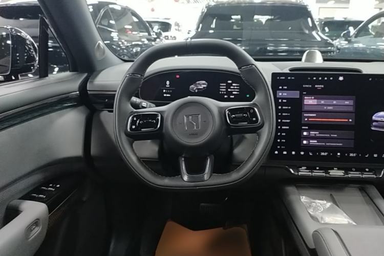 Used Zeekr 7X 2025 75 kWh Rear-Wheel Drive Intelligent Driving Version Steering Wheel