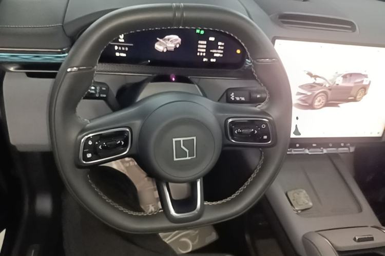 Used Zeekr 7X 2025 75 kWh Rear-Wheel Drive Intelligent Driving Version Steering Wheel