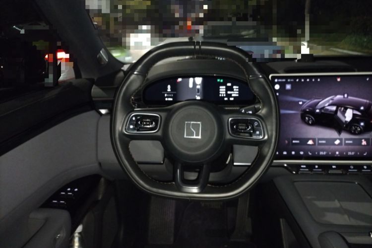 Used Zeekr 7X 2025 75 kWh Rear-Wheel Drive Intelligent Driving Version Steering Wheel