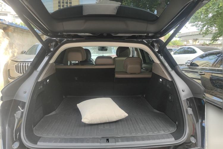 Used Zeekr 7X 2025 100 kWh Long-Range Rear-Wheel Drive with Intelligent Driving Features Trunk