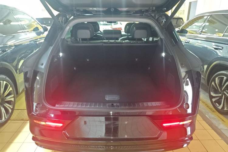 Used Zeekr 7X 2025 100 kWh Long-Range Rear-Wheel Drive with Intelligent Driving Features Trunk