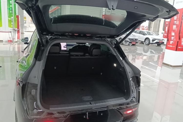 Used Zeekr 7X 2025 100 kWh Long-Range Rear-Wheel Drive with Intelligent Driving Features Trunk