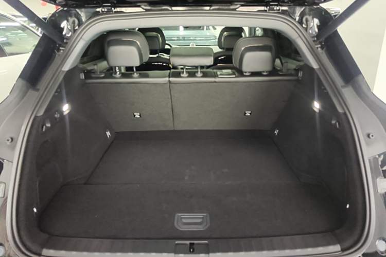 Used Zeekr 7X 2025 75 kWh Rear-Wheel Drive Intelligent Driving Version Trunk