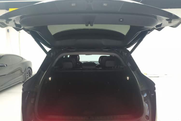 Used Zeekr 7X 2025 75 kWh Rear-Wheel Drive Intelligent Driving Version Trunk