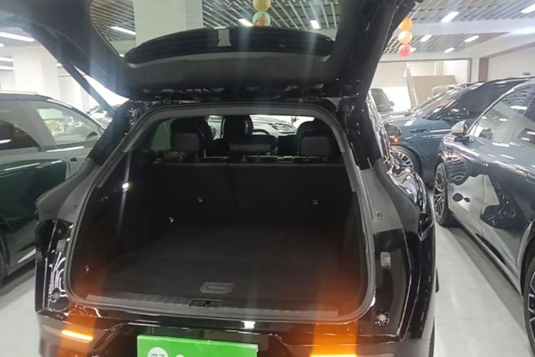 Used Zeekr 7X 2025 75 kWh Rear-Wheel Drive Intelligent Driving Version Trunk