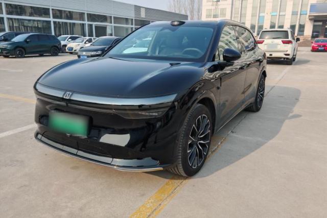 Used Zeekr 7X 2025 100 kWh Long-Range Rear-Wheel Drive with Intelligent Driving Features