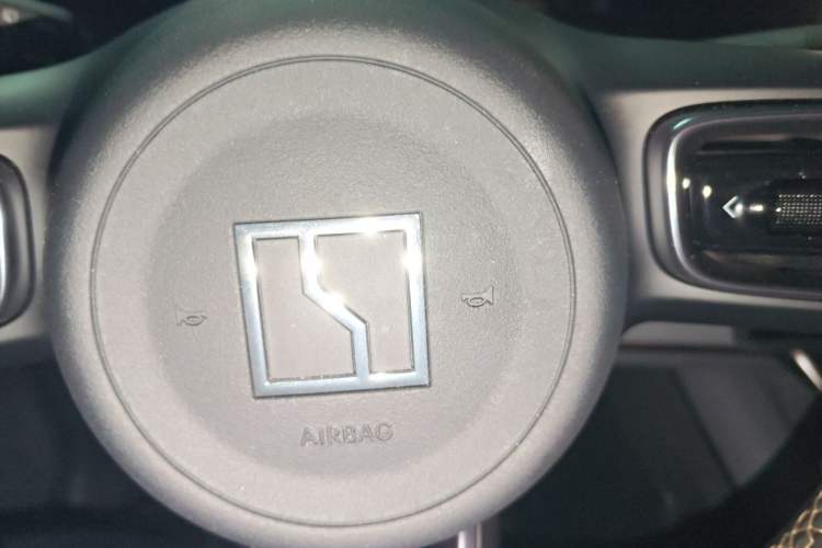 Used Zeekr 7X 2025 75 kWh Rear-Wheel Drive Intelligent Driving Version Vehicle Key