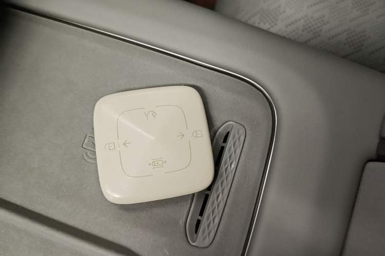 Used Zeekr 7X 2025 75 kWh Rear-Wheel Drive Intelligent Driving Version Vehicle Key