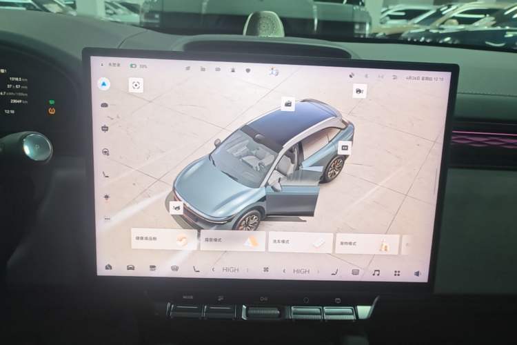Used Zeekr 7X 2025 100 kWh Long-Range Rear-Wheel Drive with Intelligent Driving Features Audio And AC Panel
