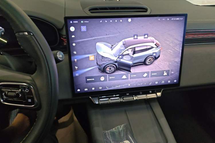 Used Zeekr 7X 2025 100 kWh Long-Range Rear-Wheel Drive with Intelligent Driving Features Audio And AC Panel
