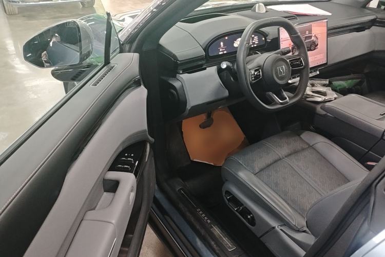 Used Zeekr 7X 2025 100kWh Long-Range All-Wheel Drive Intelligent Driving Version Driver Seat