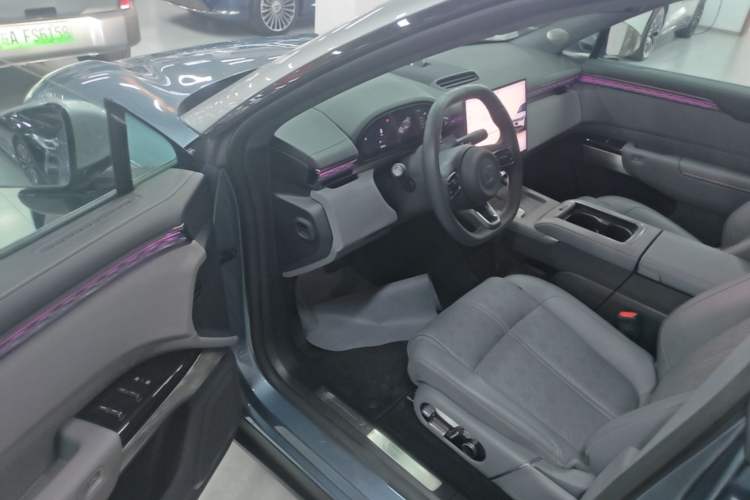 Used Zeekr 7X 2025 100 kWh Long-Range Rear-Wheel Drive with Intelligent Driving Features Driver Seat