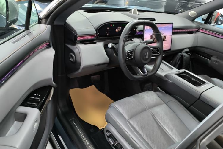 Used Zeekr 7X 2025 75 kWh Rear-Wheel Drive Intelligent Driving Version Driver Seat