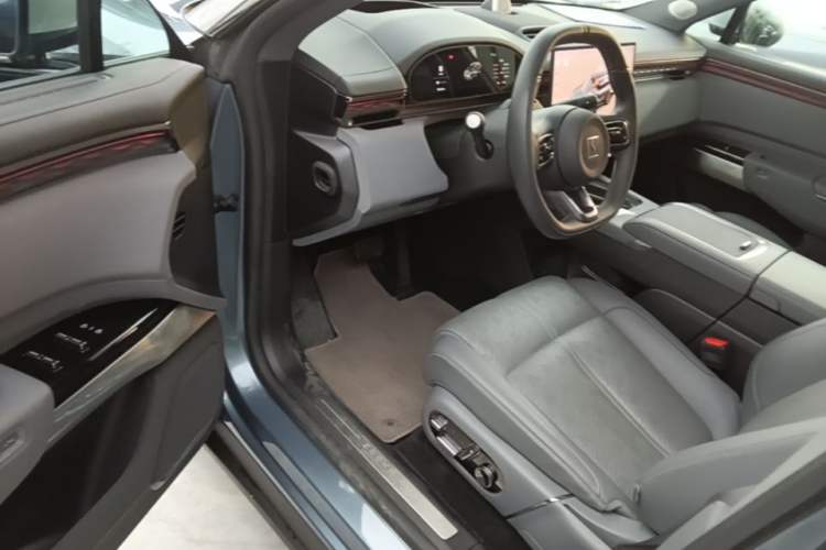 Used Zeekr 7X 2025 75 kWh Rear-Wheel Drive Intelligent Driving Version Driver Seat