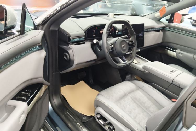 Used Zeekr 7X 2025 75 kWh Rear-Wheel Drive Intelligent Driving Version Driver Seat
