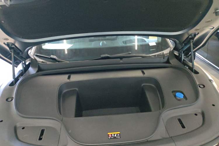 Used Zeekr 7X 2025 100 kWh Long-Range Rear-Wheel Drive with Intelligent Driving Features Engine Bay