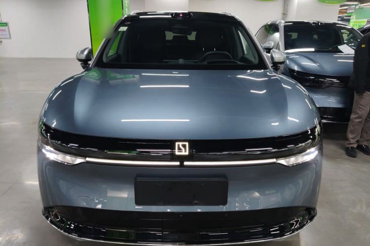 Used Zeekr 7X 2025 100 kWh Long-Range Rear-Wheel Drive with Intelligent Driving Features Exterior 1
