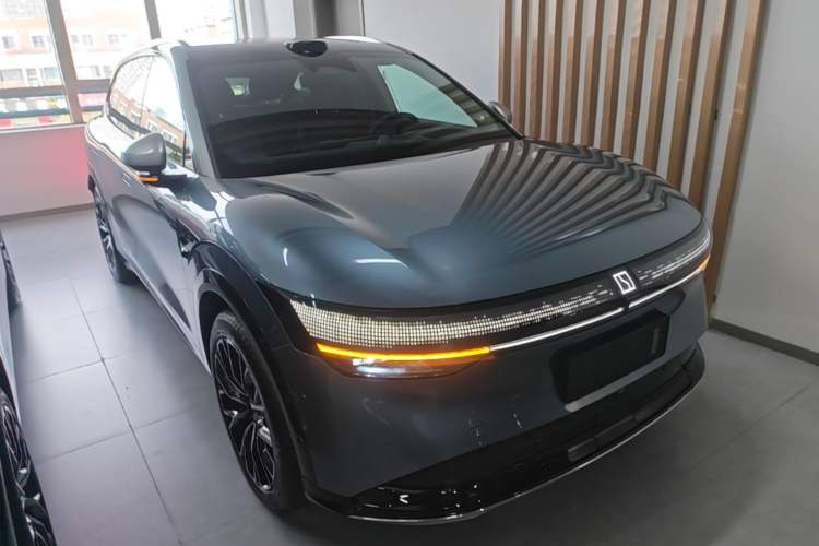 Used Zeekr 7X 2025 75 kWh Rear-Wheel Drive Intelligent Driving Version Exterior 1